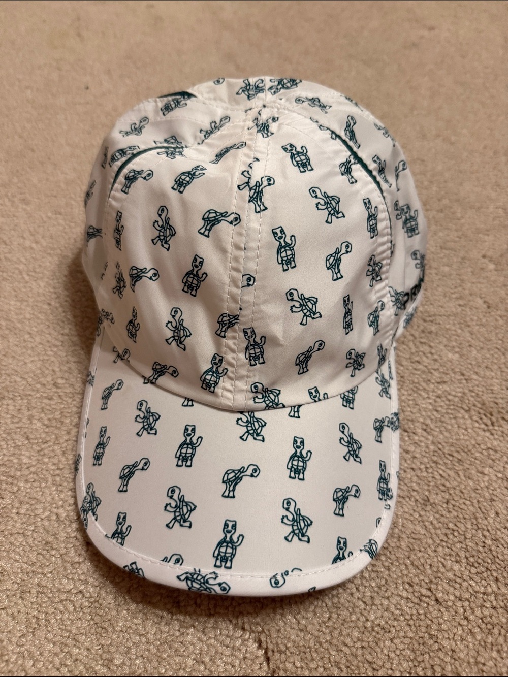 NWT Sprints Turtles Running Hat One Size Unisex *Flaw